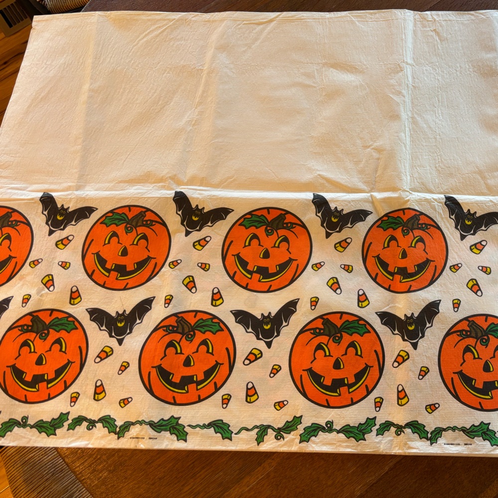 Vintage 1996 Halloween Pumpkin Paper Table Runner